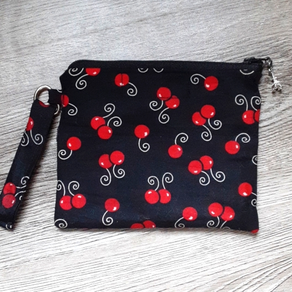 🍒 Cherry Print Wristlet Clutch w/Eiffel Tower charm